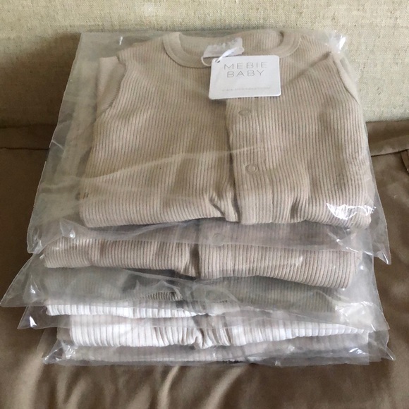 SOLD ON MERCARI all 5 ✨ MEBIE BABY SNAP PJS - Picture 5 of 6